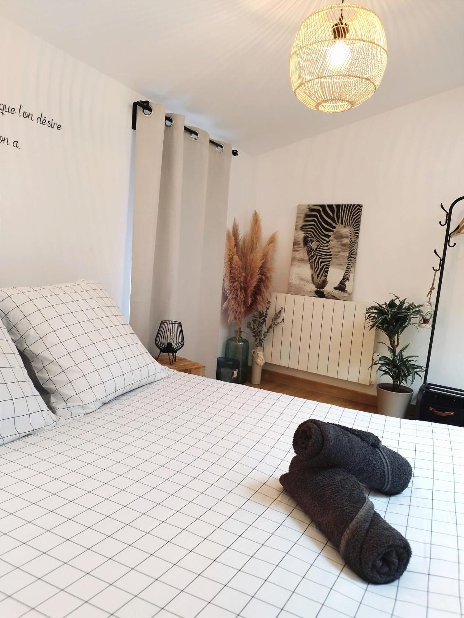 Sous Les Toits De Millau - Appartement Cosy Et Chaleureux Buitenkant foto